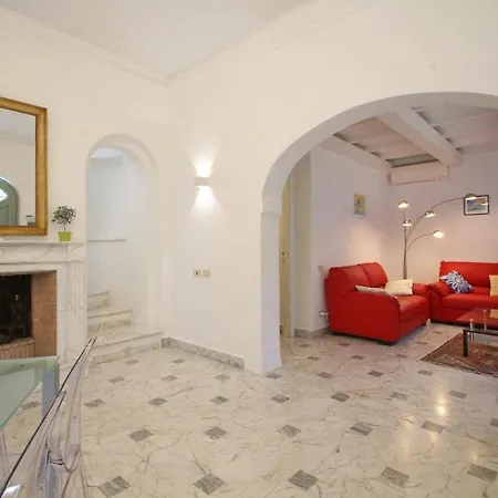 Villa Poveromo